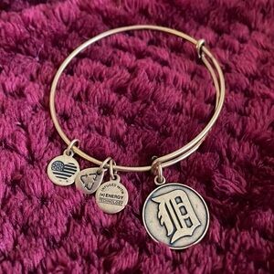 Alex and Ani Detroit Tigers bangle charm bracelet gold tone